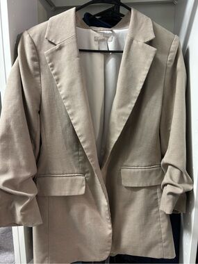 H&M Tan Women's Tailored Blazer